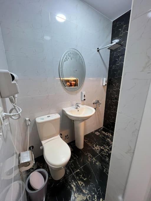 Luxury Apartment Downtown El Cairo Exterior foto